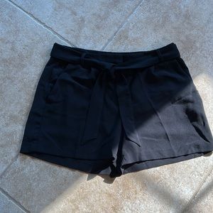 Loft black shorts w/cloth belt